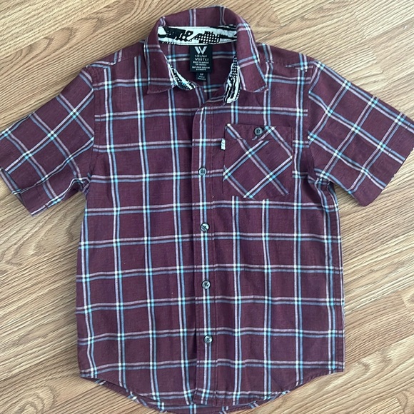 Shawn White boys plaid button down short sleeve. - Picture 1 of 3